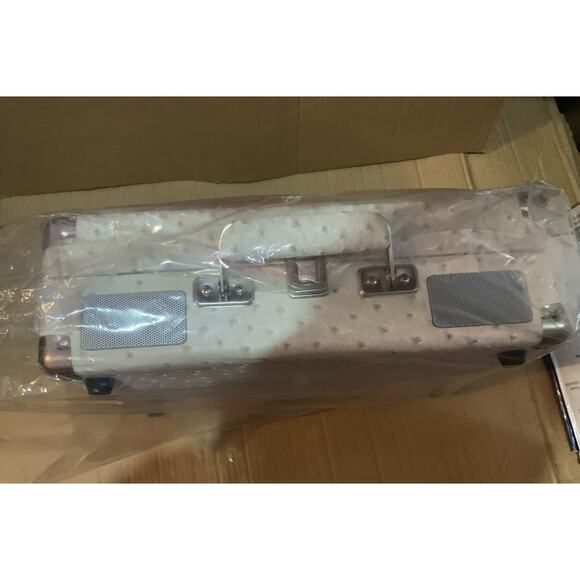 Crosley Cruiser Plus Turntable-CR8005F-WO - Picture 4 of 6